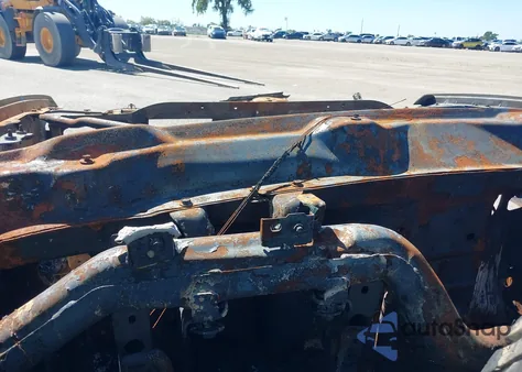 2015 Chevrolet Silverado 1500 1Lt из США, поврежденный, VIN 3GCPCREC7FG166324